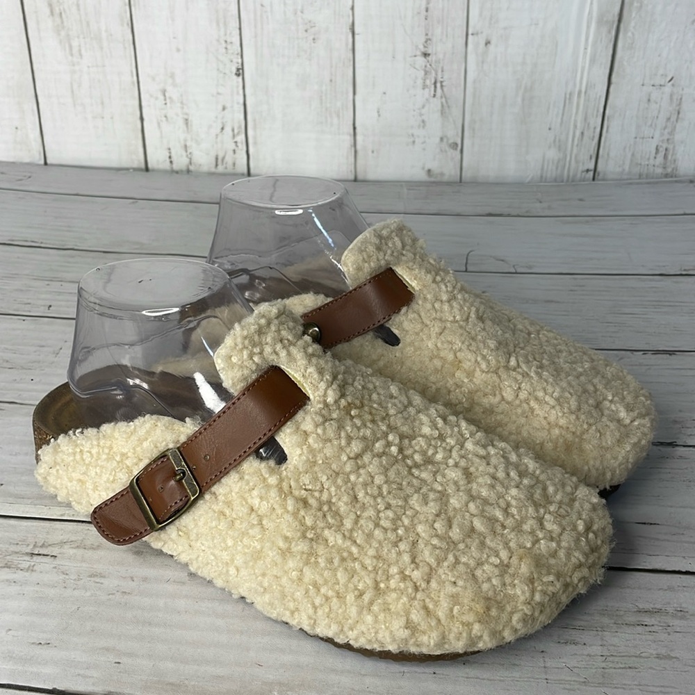 Faux Sherpa Upper and Adjustable Buckle Clogs